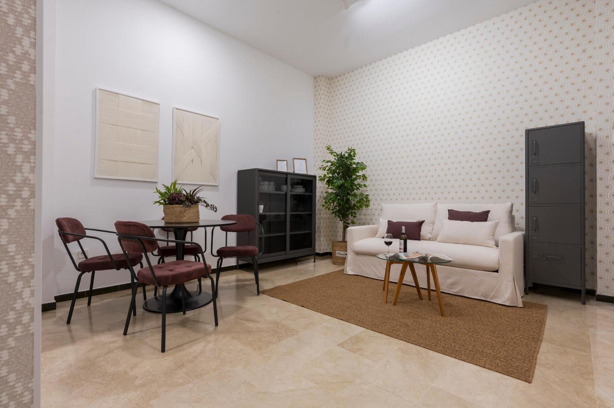 Avanti Cartuja Seville Ngoại thất bức ảnh