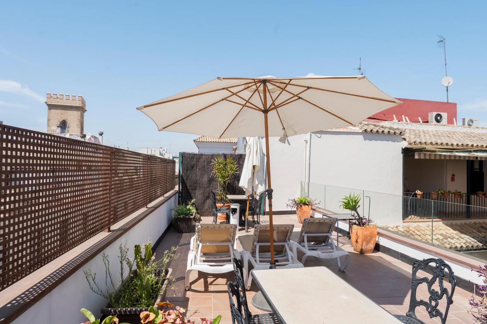 Avanti Cartuja Seville Ngoại thất bức ảnh