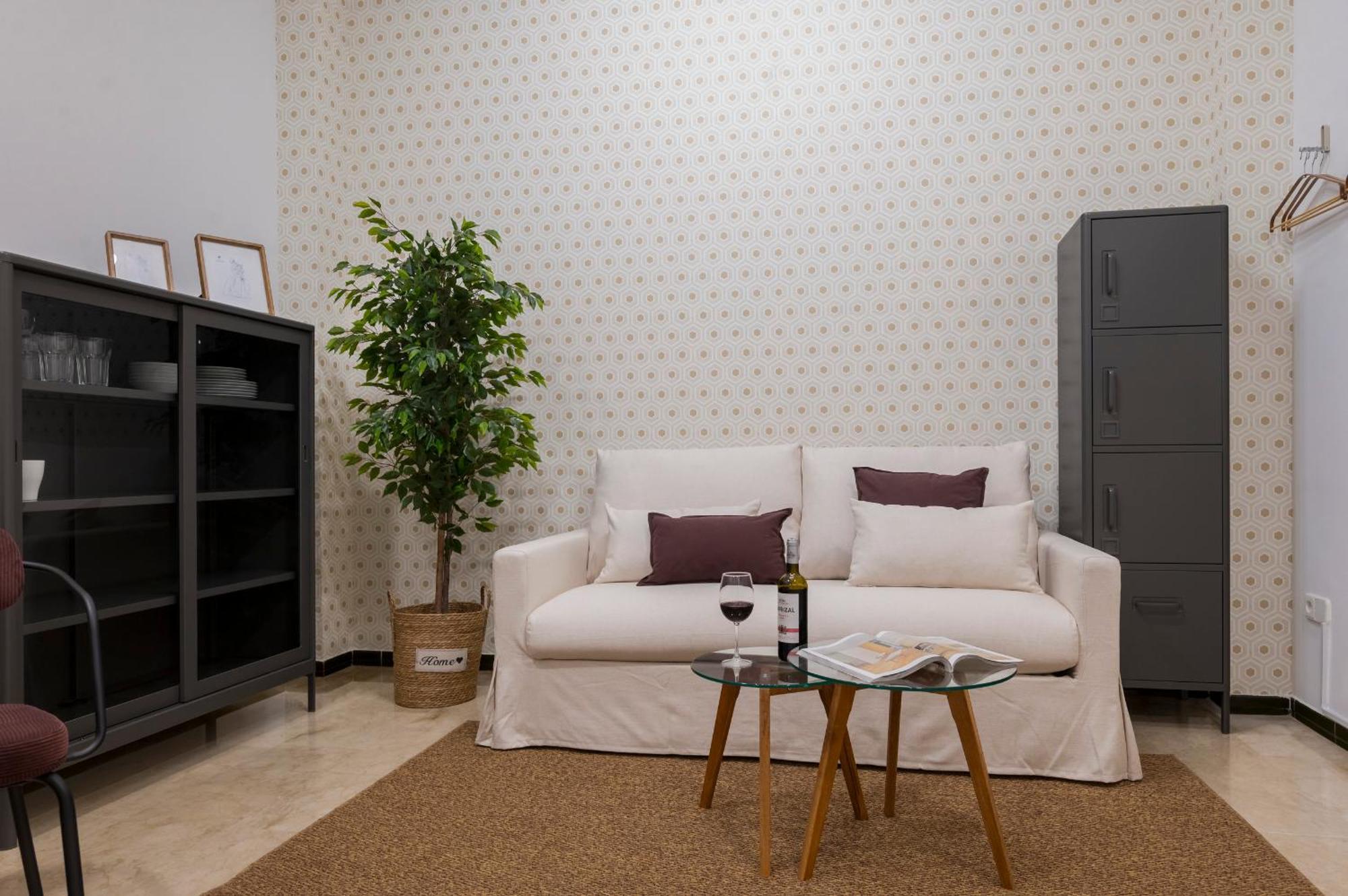 Avanti Cartuja Seville Ngoại thất bức ảnh