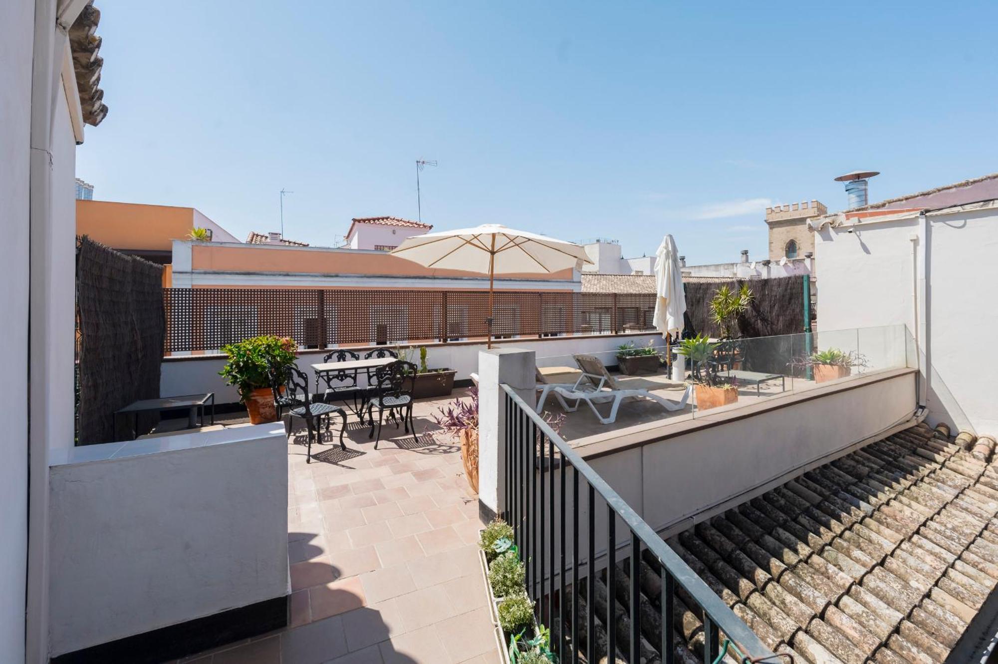 Avanti Cartuja Seville Ngoại thất bức ảnh
